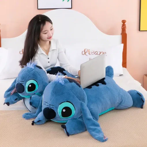 Coussin Peluche Stitch