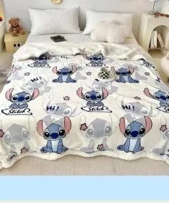 Plaid Polaire Stitch Disney