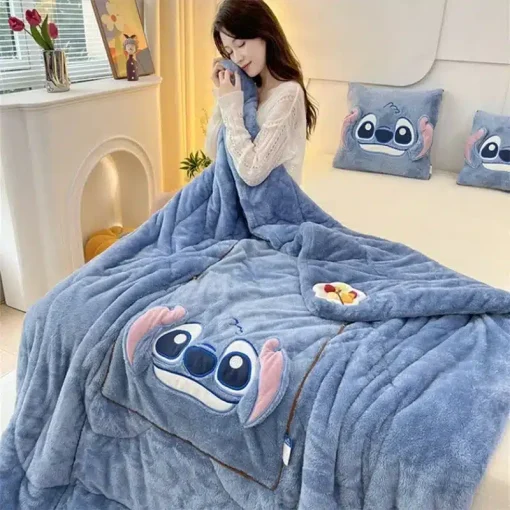 Stitch Set Coussin et Plaid