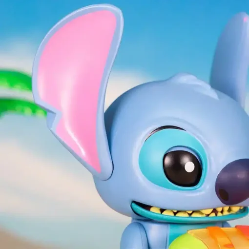 Figurine Stitch Action