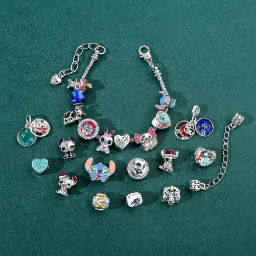 Calendrier de l'Avent Stitch Bijoux