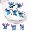 Pins Crocs Stitch