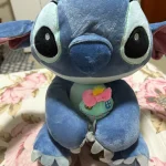 Peluche Stitch 100 ans photo review