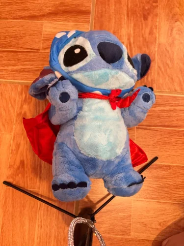 Peluche Stitch Super Héros photo review