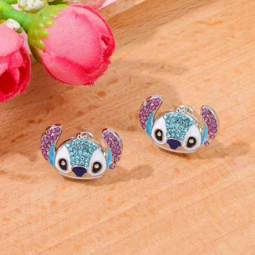 boucles d'oreilles stitch strass