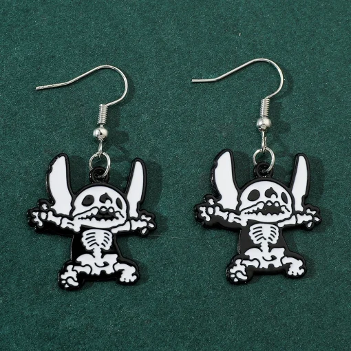 Bijoux Disney Stitch en version squelette pour Halloween